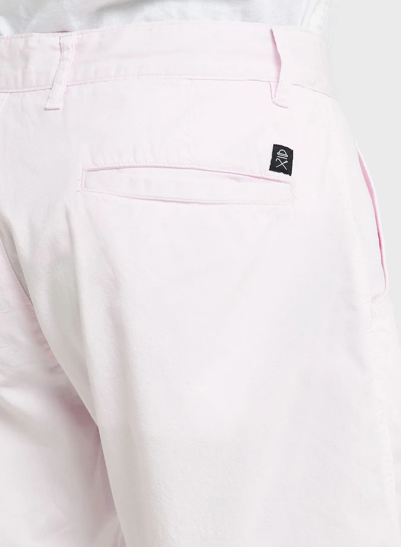 Thomas Scott Thomas Scott Men Mid-Rise Slim Fit Denim Shorts