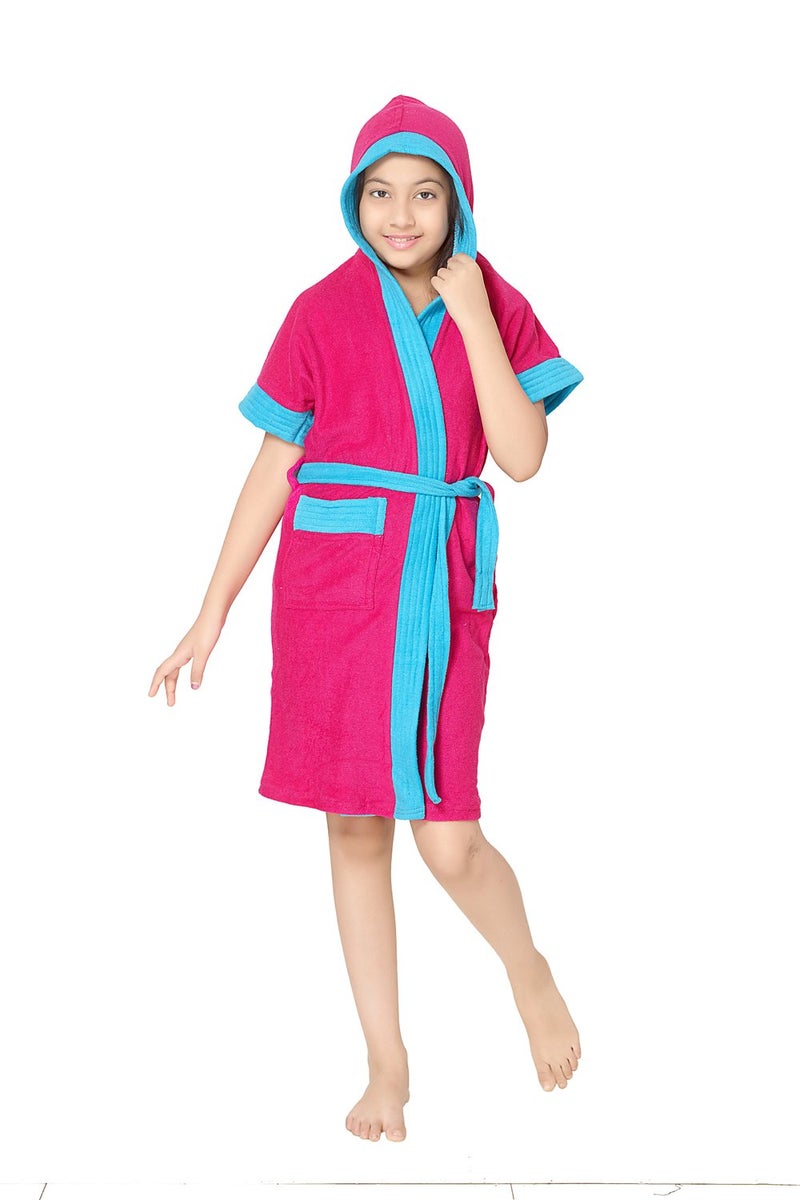 SAND DUNE Sand Dune Set of 2 Kids Hood Bathrobe for Boys Terry Cotton Bathrobe Gown Half Sleeves Knee Length Pocket with Waist Belt Combo of 2 Children Hodded Bath Robe is Available for Age Group Between 4 to 13 Years Available in 2 Colors Turquoise Rani Pink with Border Pack of 2  - Image 5