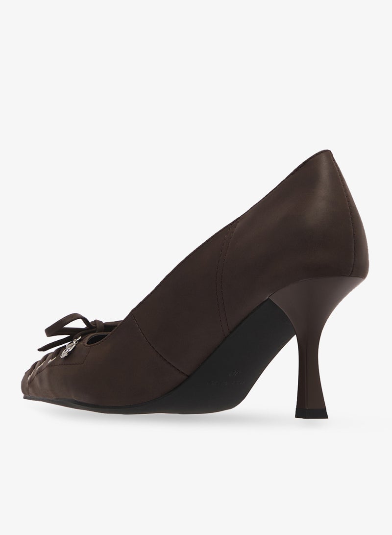 جينجر حذاء بكعب متوسط مزين بالدانتيل - Image 3