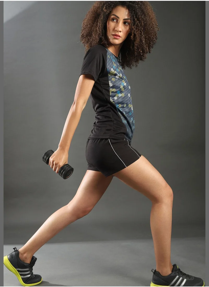 Campus Sutra Elasticated waist shorts