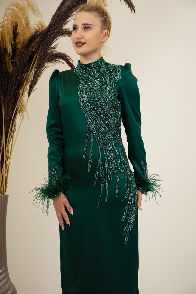 Esilanur Front Beaded Applique Embroidery Sleeves Feathered Nara Hijab Evening Dress Emerald  - Image 2