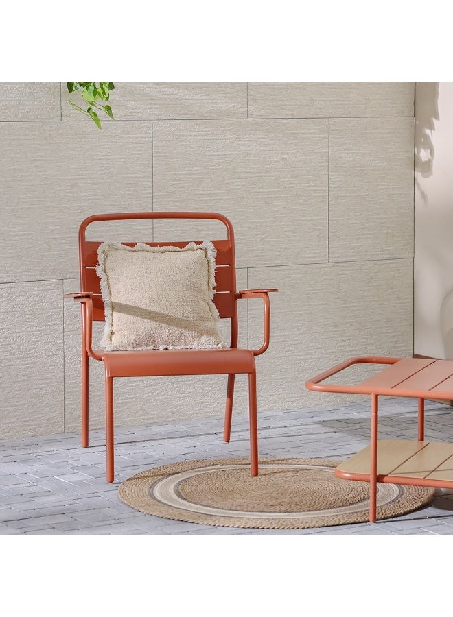 DANUBE HOME كرسي شينولا الخارجي - مقعد فولاذي أحمر فاخر للمعيشة الخارجية، قوة صناعية مع جاذبية مصقولة، تصميم مقاوم للعوامل الجوية، مثالي للشرفات والحدائق - Image 2