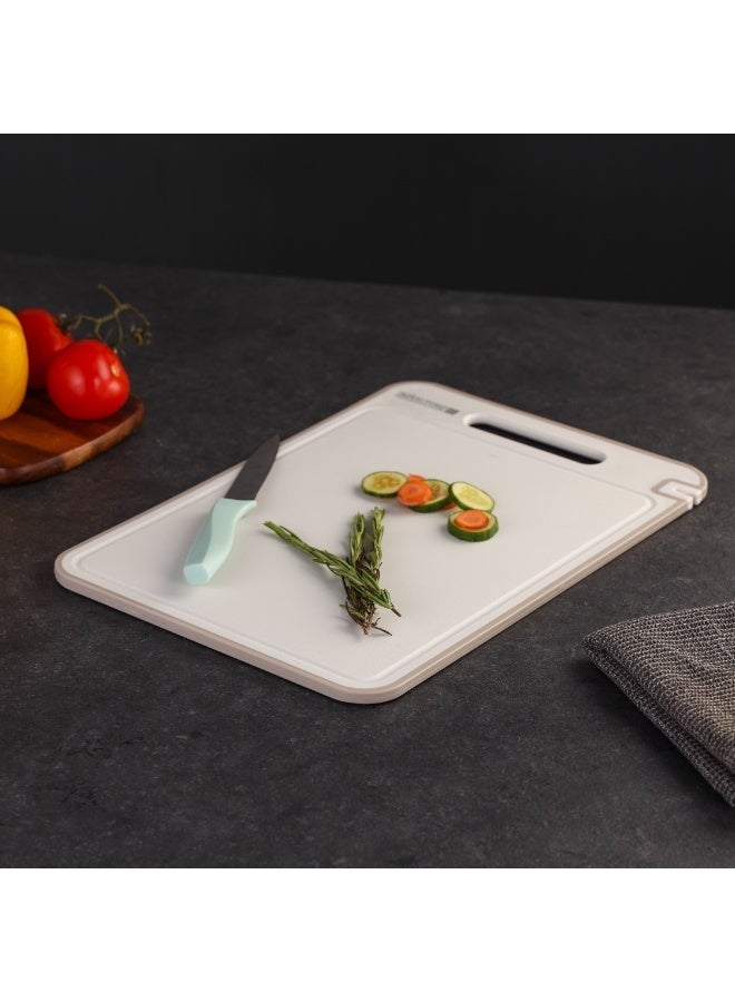 Royalford Cutting Board Kitchen with Ceramic Knife Sharpener Double Side Chopping Board RF12742 Non-Slip, Juice Grooves Aluminium Tray Non-porous Dishwasher Safe Food-Grade Easy-Grip Handle 1pc - Image 5