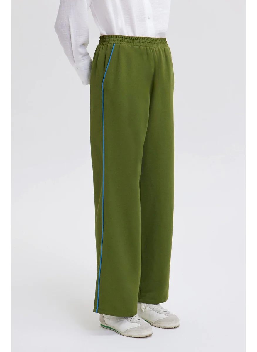 توتشي Wide Leg Linen Trousers with Piping Detail