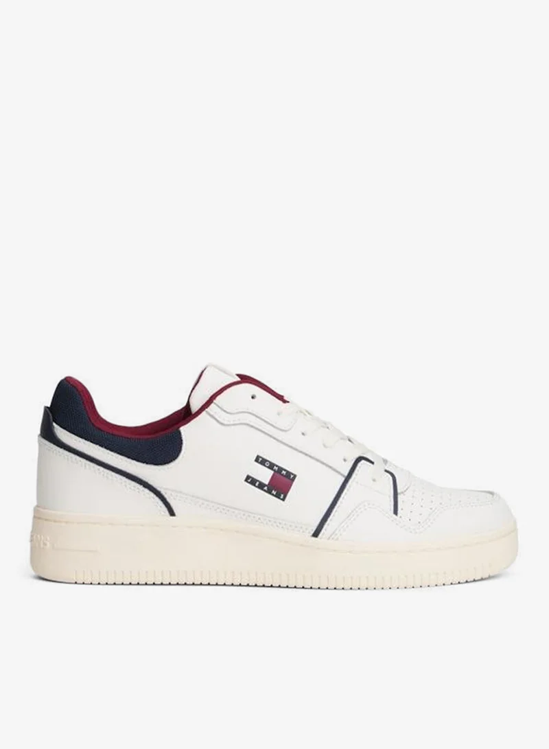 Casual Low Top Sneakers