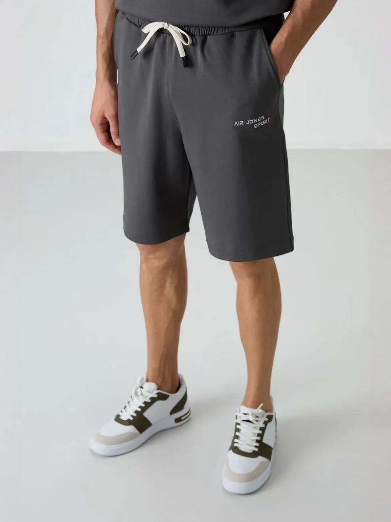 تومي لايف TOMMY Oversized Short-Sleeve T-Shirt And Shorts Set