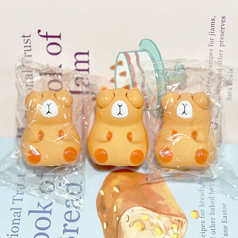 Cross-Border Internet Sensation Stress-Relief Toy, Pop-Eye Capybara Squishy Toy, Squeeze to Vent and Reduce Stress, Squint-Eye Toy - Image 4