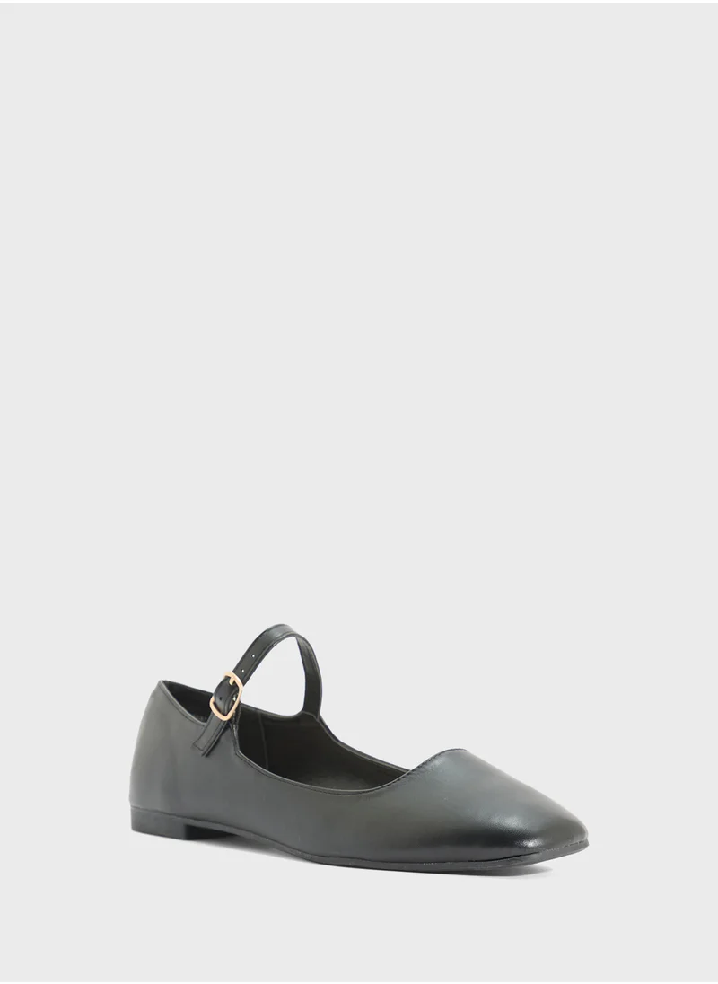 ايلا Classic Mary Jane Ballerina Flat