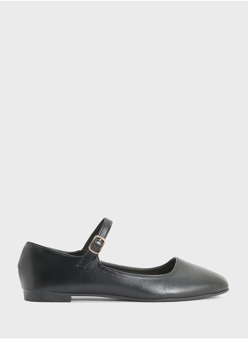 Savannah Collection Classic Mary Jane Ballerina Flat  - Image 1