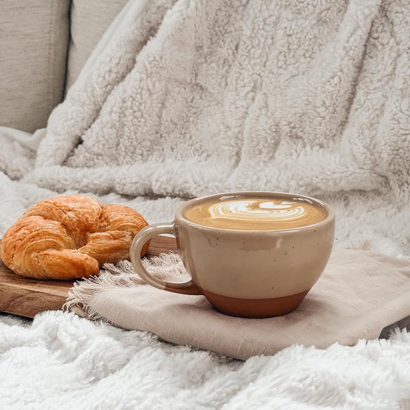 Mora فنجان مورا السيراميكي لفن اللاتيه مع saucer سعة 105 أونصة قاع دائري لصب مثالي أكواب مقهى للكابتشينو الإسبريسو القهوة الشاي إلخ مجموعة بورسلين للمحترفين هدية رائعة شاي لاتيه - Image 5