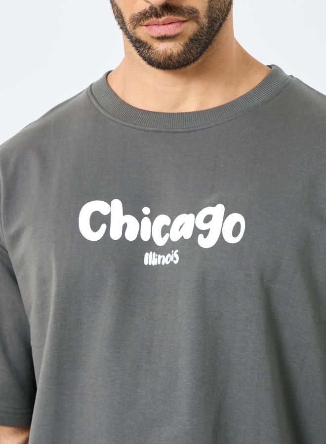 ستايلي طقم تي شيرت وبنطلون رياضي كبير الحجم بطبعة ستايلي شيكاغو - Image 3