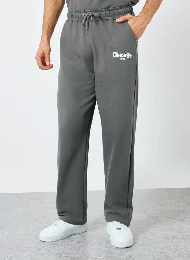 Styli Styli Chicago Print Oversized T-Shirt and Joggers Co-ords