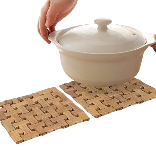 MOXWARE Store Well Square Wooden Hot Pot Holder Mat Heat Resistant Disc Pads Kitchen Insulation Coasters Dining Table Mat, Bamboo Trivets Heat Pad, Pack of (4, 19 x 19 cm) - Image 1