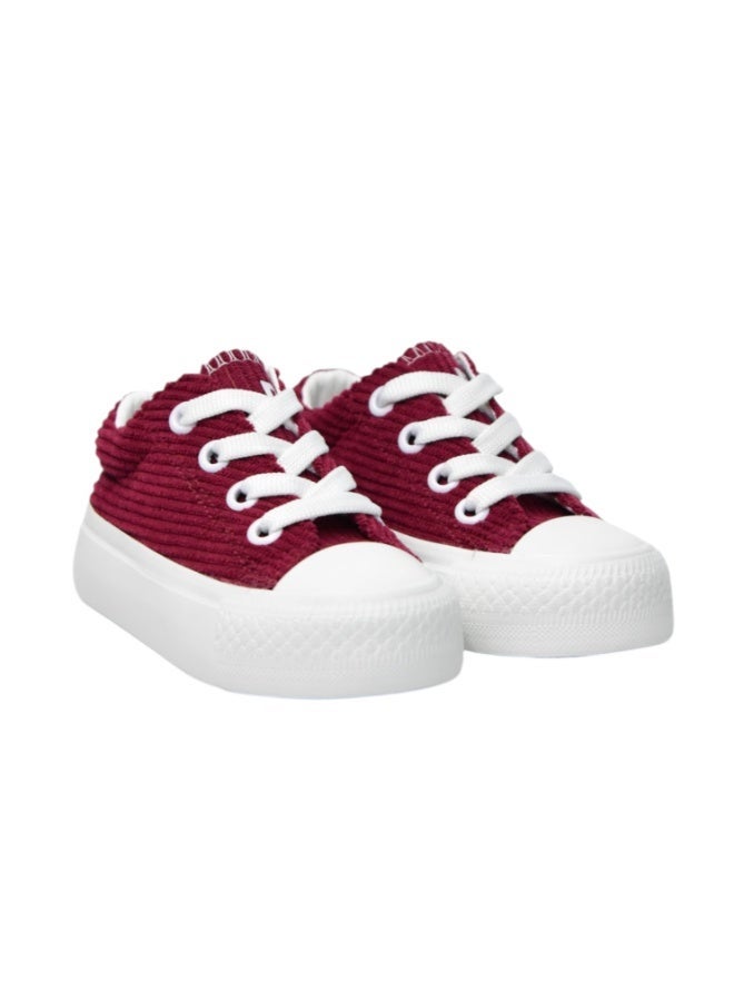 Kids' canvas lace-up shose, comfortable for sports and boys - Image 1