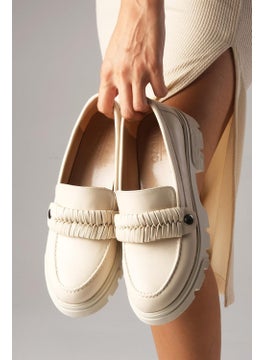 Mio Gusto Judi Beige Thick Soled Women's Loafer Shoes  - Image 2