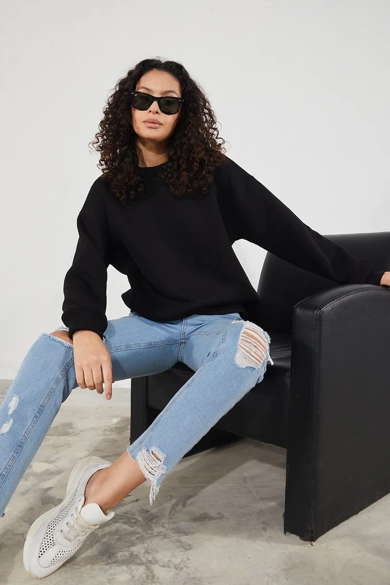 توينتي3 Women's Crew Neck Long Sleeve Basic 3 Thread Raised Sweatshirt