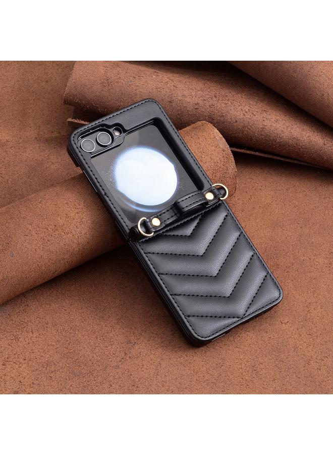 اس-توب جراب هاتف Samsung Galaxy Z Flip5 على شكل موجة مع حزام كتف من الجلد - Image 4