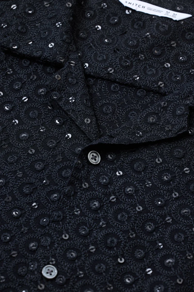 سنيتش Black Embroidered Half Sleeve Boxy Shirt