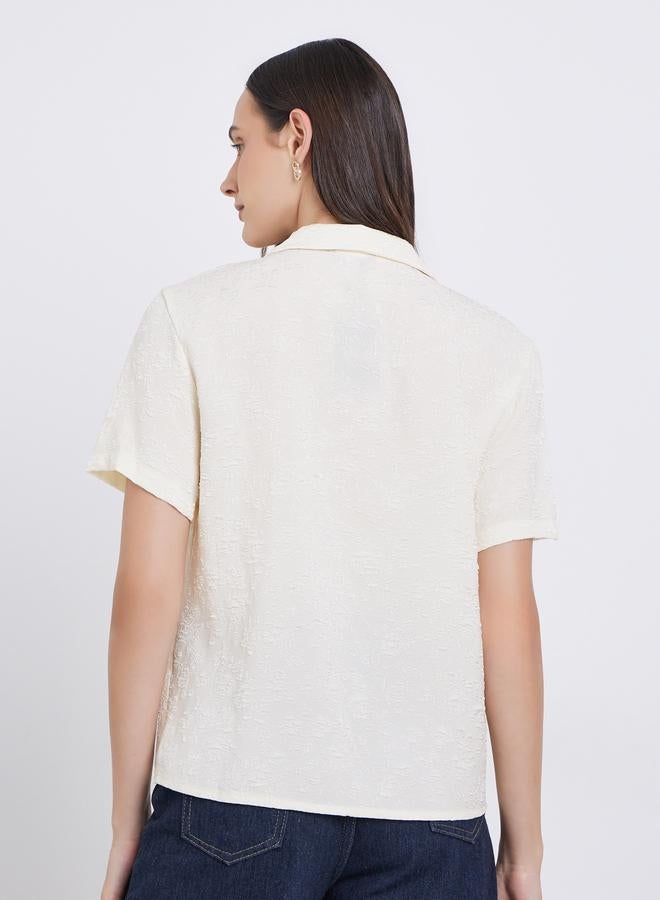 Styli Textured Jacquard Short Sleeve Buttoned Shirt - Image 4