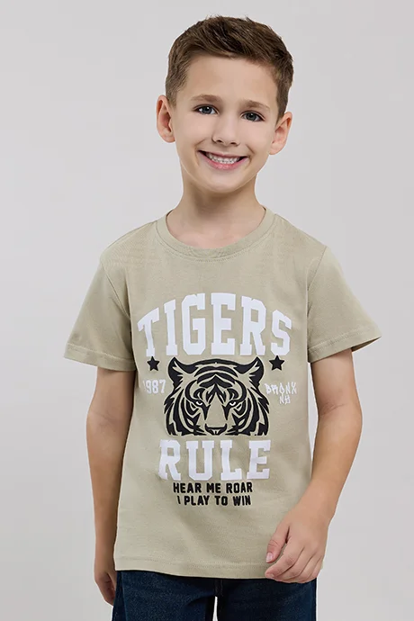 أر أند بي Printed T-Shirt with Crew Neck and Short Sleeves