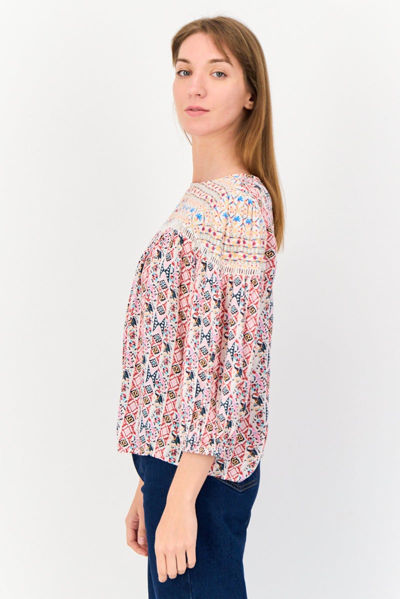 ONLY Women Crew Neck Long Sleeves Graphic Print Top, Multicolor  - Image 2