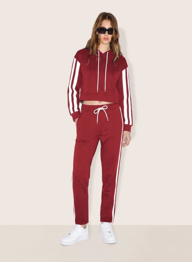 Women Relaxed Fit Colourblocked Long Sleeve High Rise Sweatshirt and Pants Co-Ords Set