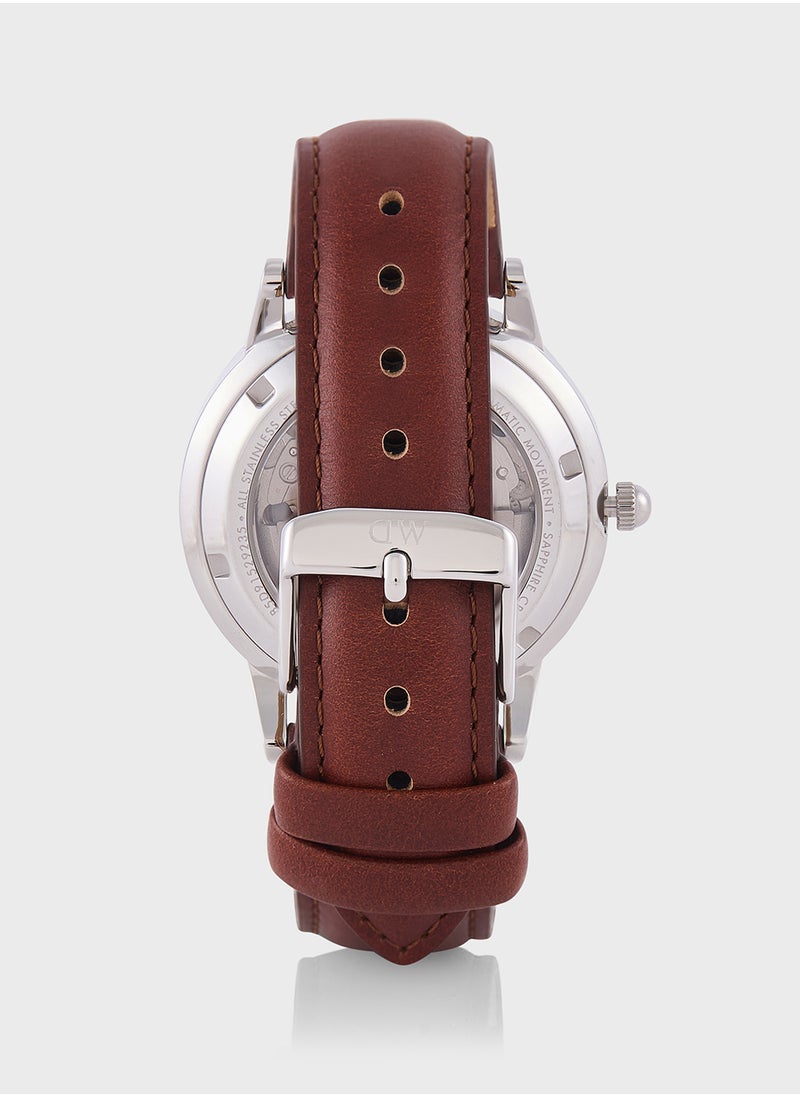 DANIEL WELLINGTON Iconic 40mm Silver Watch  - Image 4