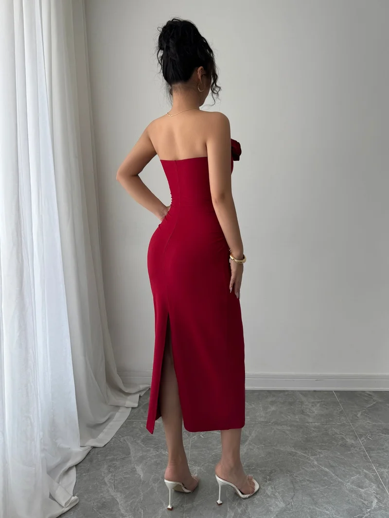 أوجيدر Red Strapless Flower Attached Dress