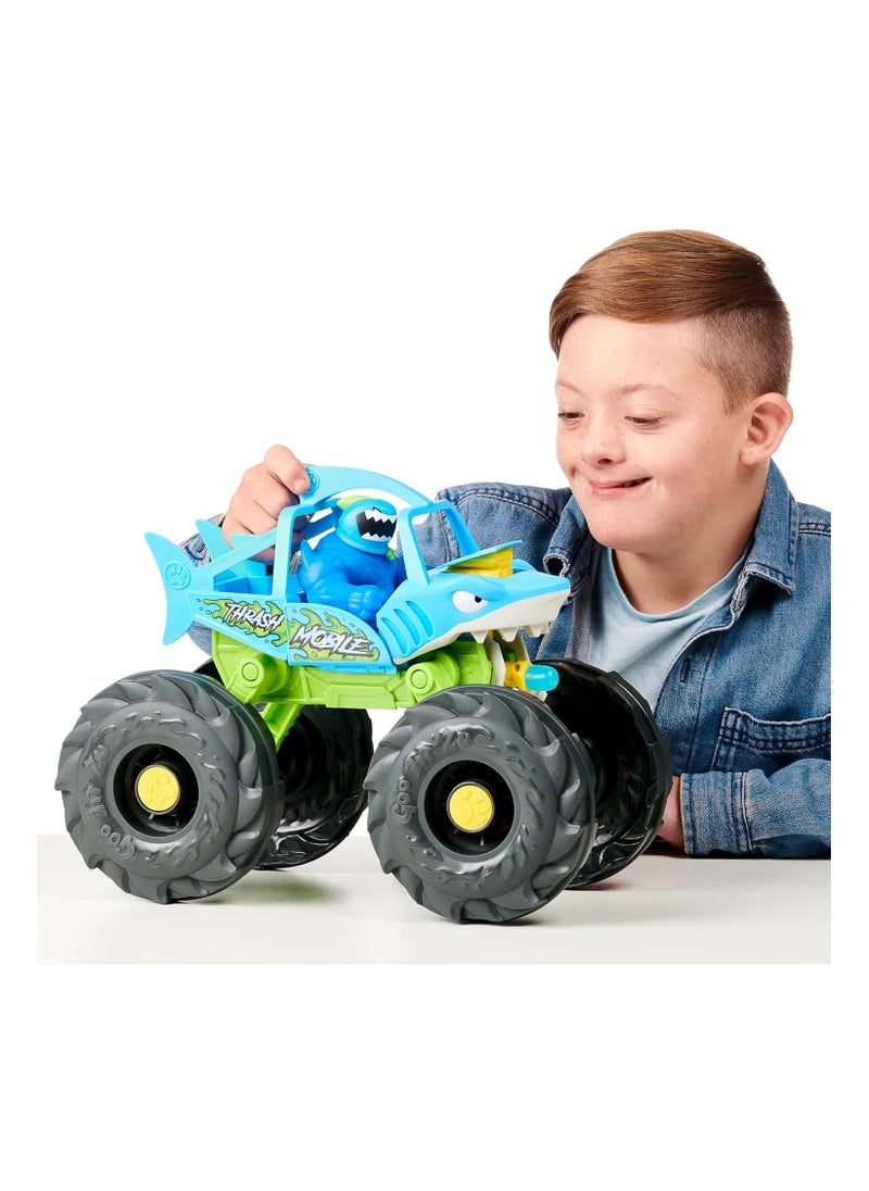 GOO JIT ZU - Heroes of Goo Jit Zu Stretch and Strike Thrash Mobile – Speed & Attack Action Vehicle with Missile Launcher - Image 1