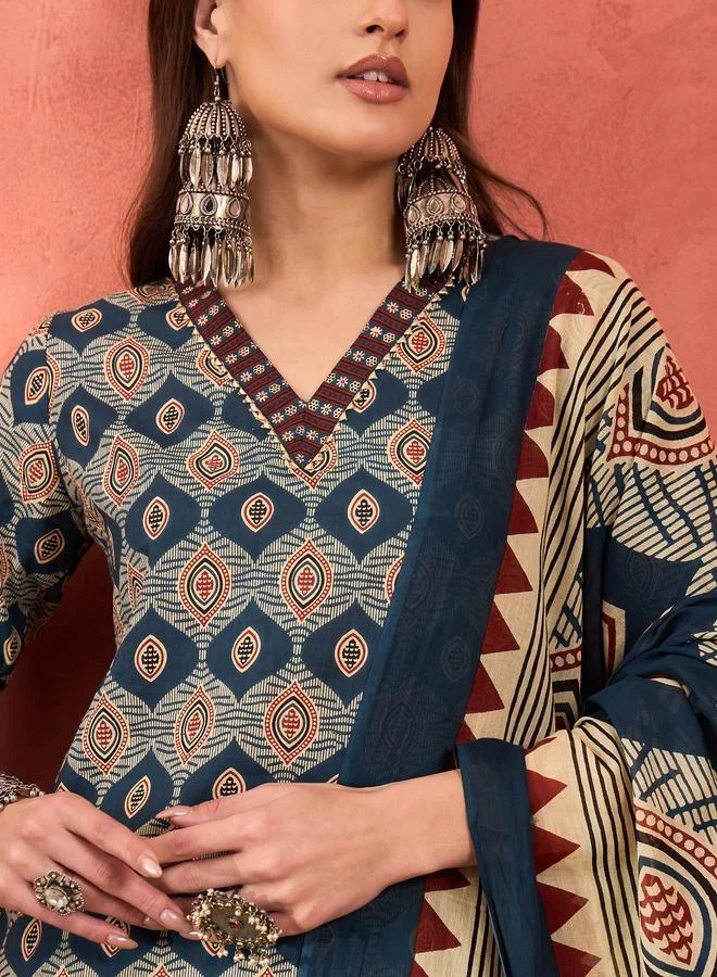 SASSAFRAS SASSAFRAS Navy Geometric Print V-Neck Kurta with Pencil Pants and Dupatta Set