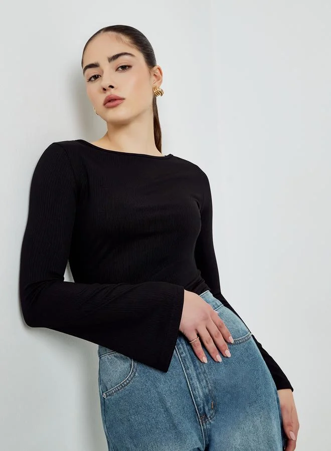 ستايلي مجموعة من 2 بلوزة محبوكة بأكمام جرس