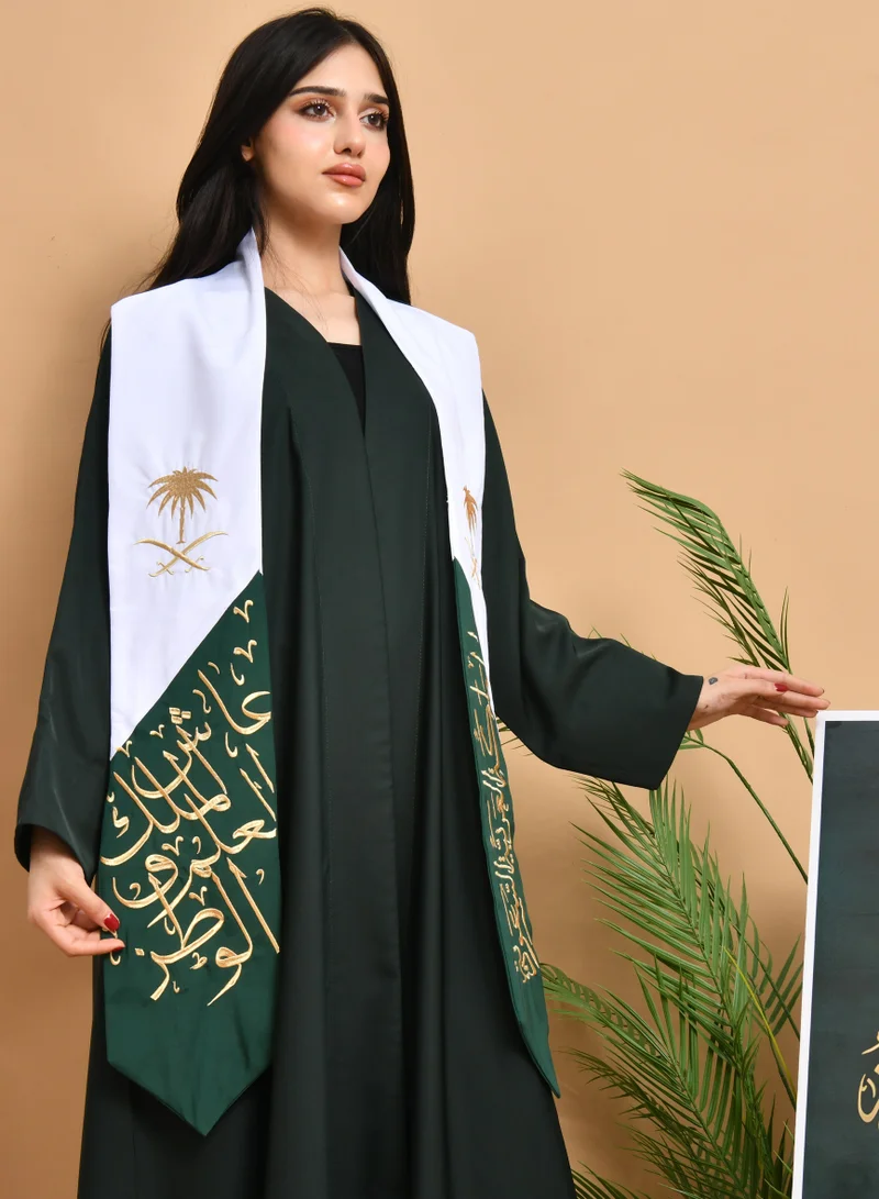 HAWRAA ABAYA A scarf with luxurious embroidery with the words of the Saudi national anthem