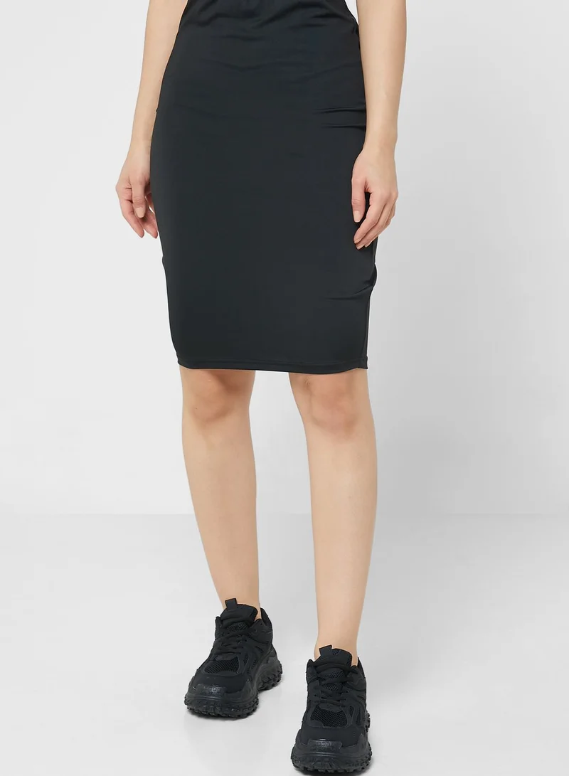 Ginger Solid Skirt Set With Ruching