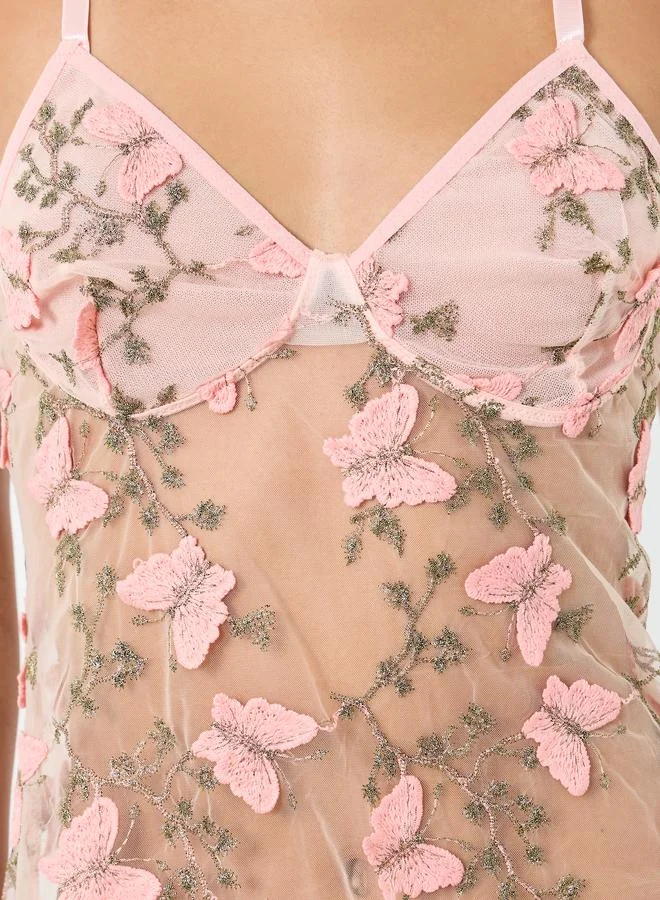 ستايلي قميص نوم بيبي دول مطرز وقماش شبكي مع سروال داخلي