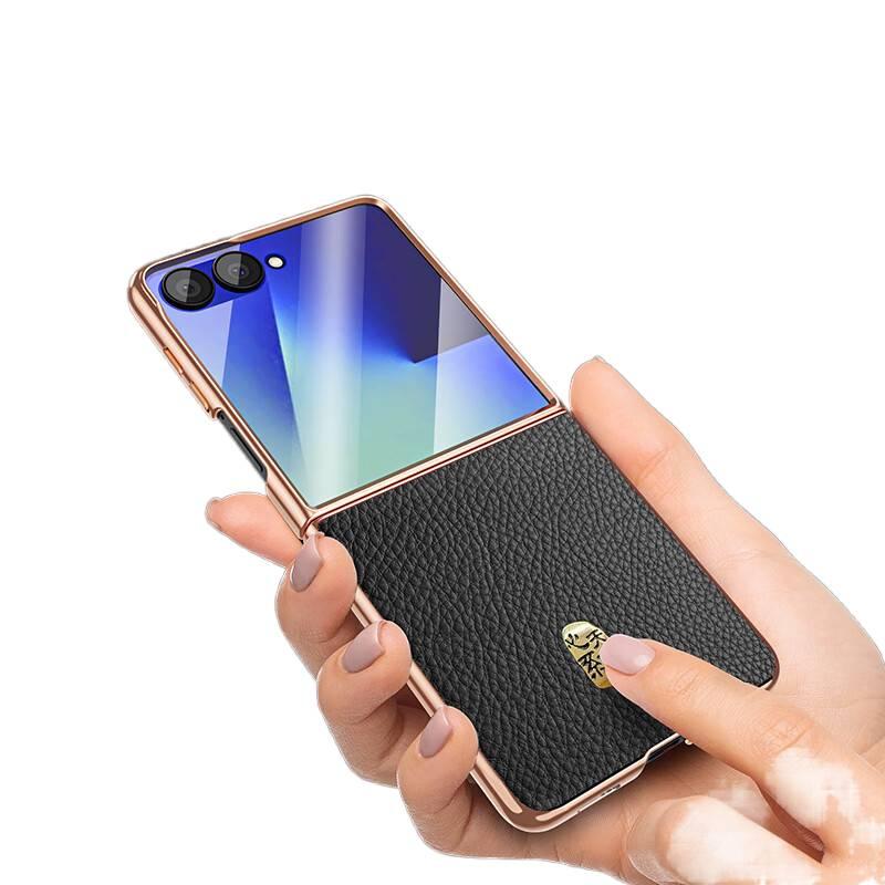 غطاء واقي بملمس جلد لـ Samsung Galaxy Z Flip 6 باللون أسود مضاد للانزلاق مع جلد أصلي ومطلي بالكهرباء مع مقاوم للبصمات مع قبضة مضادة للانزلاق للاستخدام المنزلي للسفر - Image 5