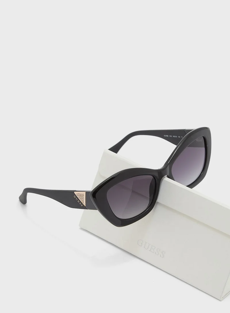 GUESS Oversized Sunglasses