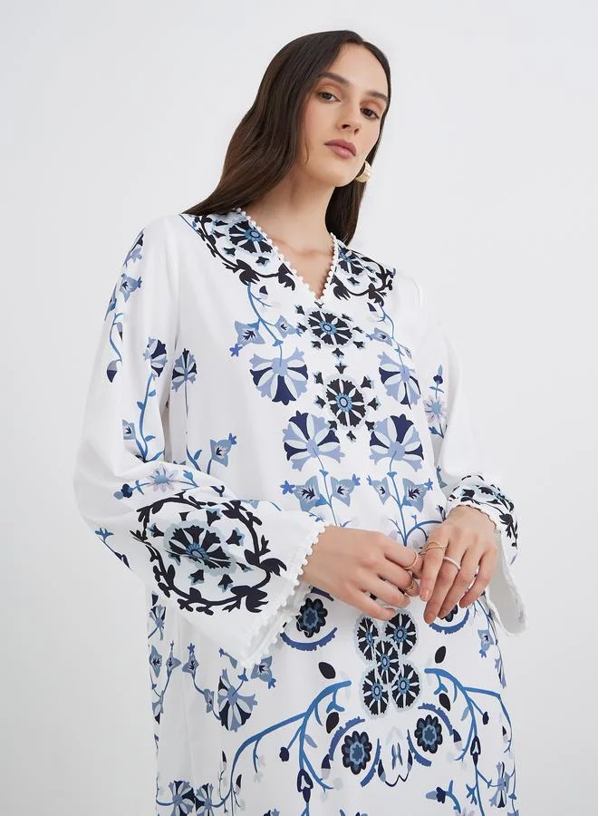 Amirah Amirah White Floral Print V Neck Jalabiya