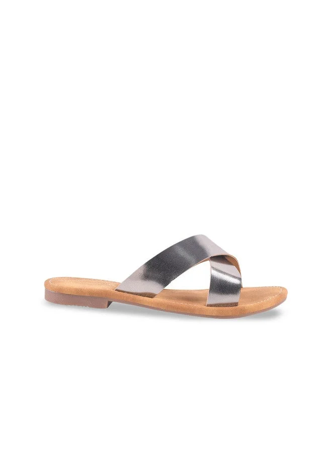 شوتوبيا Shoetopia Women’s  Flat Sandals with Cross Strap Design | Stylish Casual Slip-On Flats for Daily Footwear & Ethnic Outfits