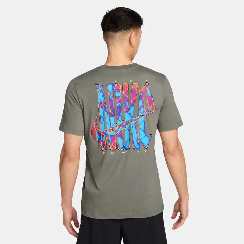 Nike Green Men's Logo T-Shirt for Men | Best Price UAE