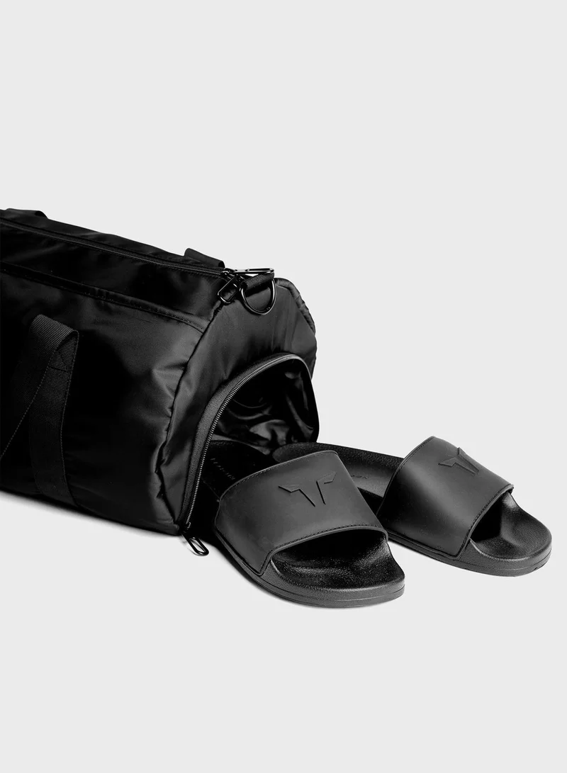 SQUATWOLF Small Holdall Logo Duffel