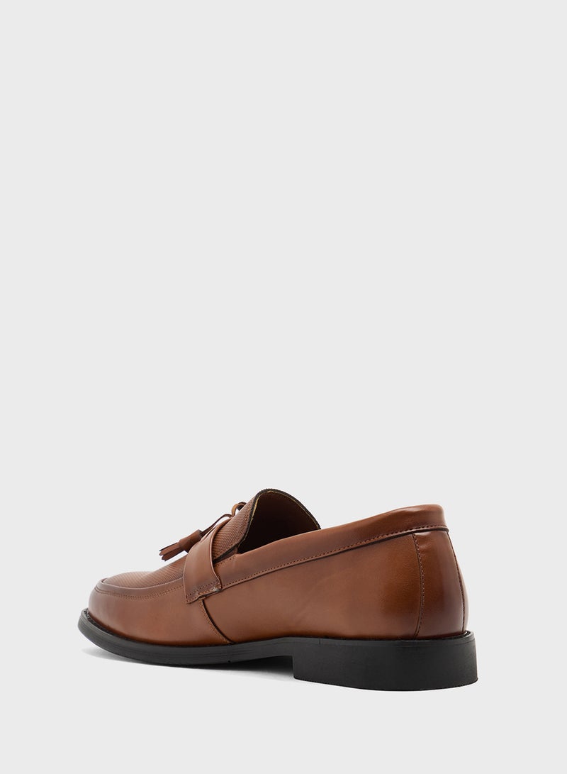 Robert Wood Tassle Detail Formal Slip Ons - Image 2