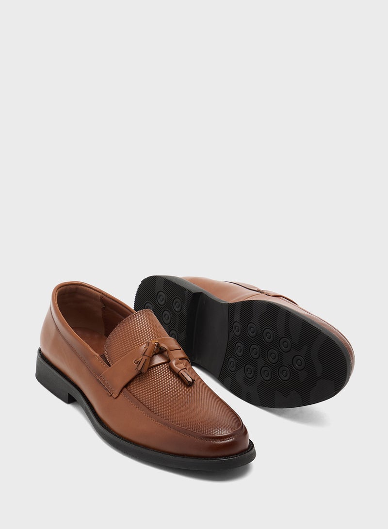 Robert Wood Tassle Detail Formal Slip Ons - Image 3