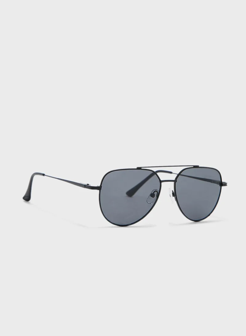 Seventy Five Casual Aviator Sunglasses