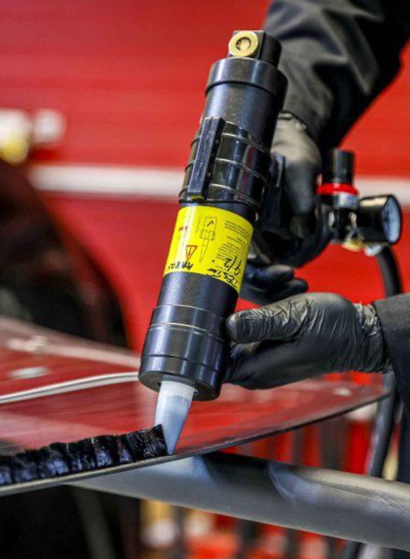 راينو موتيف مانع التسرب الفائق للسيارات للزجاج الأمامي أسود من رينوموتيف - Image 4