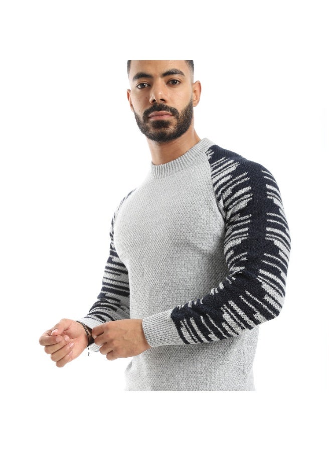 سيزار بلوفر صوف رجالي سادة من الصدر وتخطيطات علي الكم - Image 4