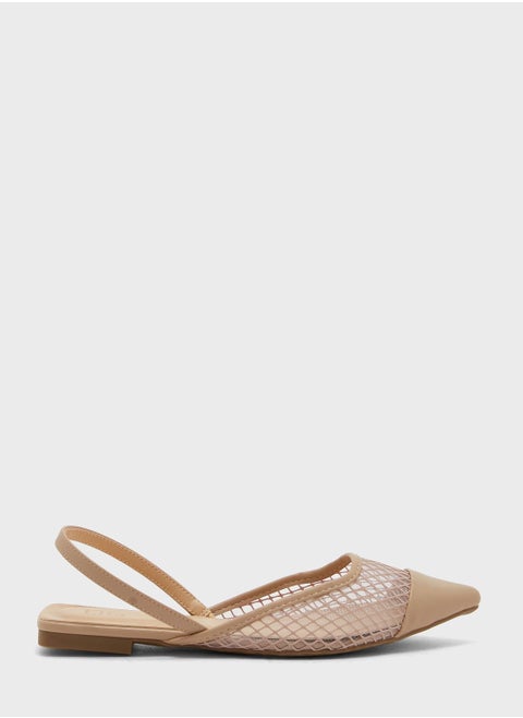 Net Detail Pointed Flat Shoe