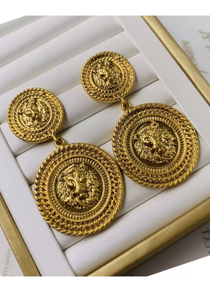 Women's Light Luxury Advanced Retro Earrings  - Image 3