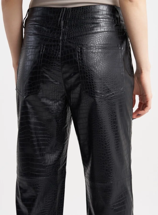 HaILYS High-Gloss Black Faux Leather Crocodile Print Pants