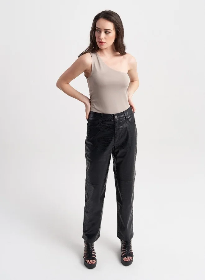 HaILYS High-Gloss Black Faux Leather Crocodile Print Pants