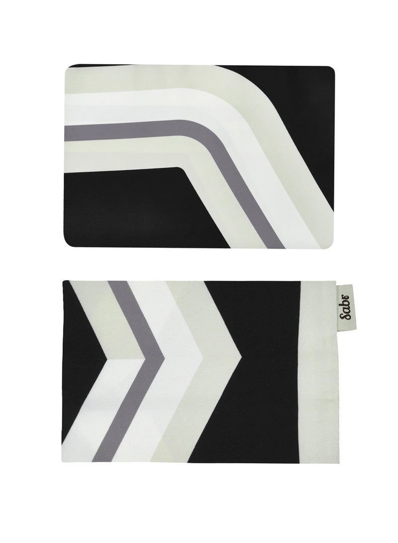 Sabr 'Nizwa' Pocket Prayer Mat - Image 4